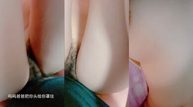 【最新封神父女乱伦】鬼父大神《我和女儿乱伦》新作哄骗女儿拍摄 满意配合 第一视角 中文配字